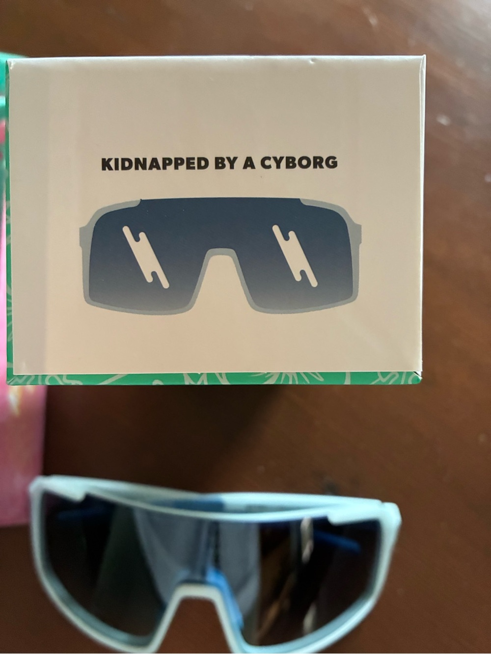 Goodr Flamingo Print Sunglasses with White Frame - Picture 2 of 2
